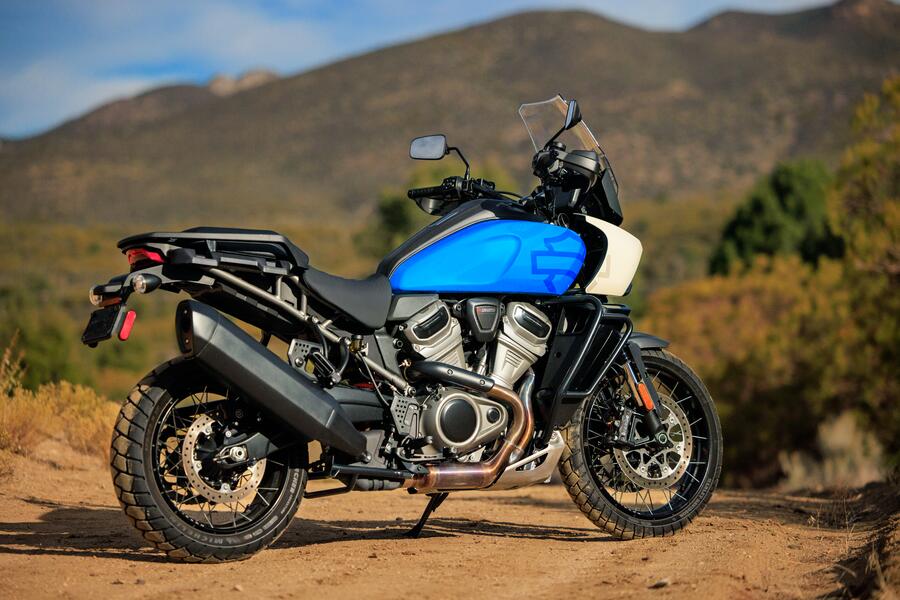 210249_my22_ra1250s_pan_america_special_beauty_jk_0009_tif[-1_600xoxarxbg(white)]