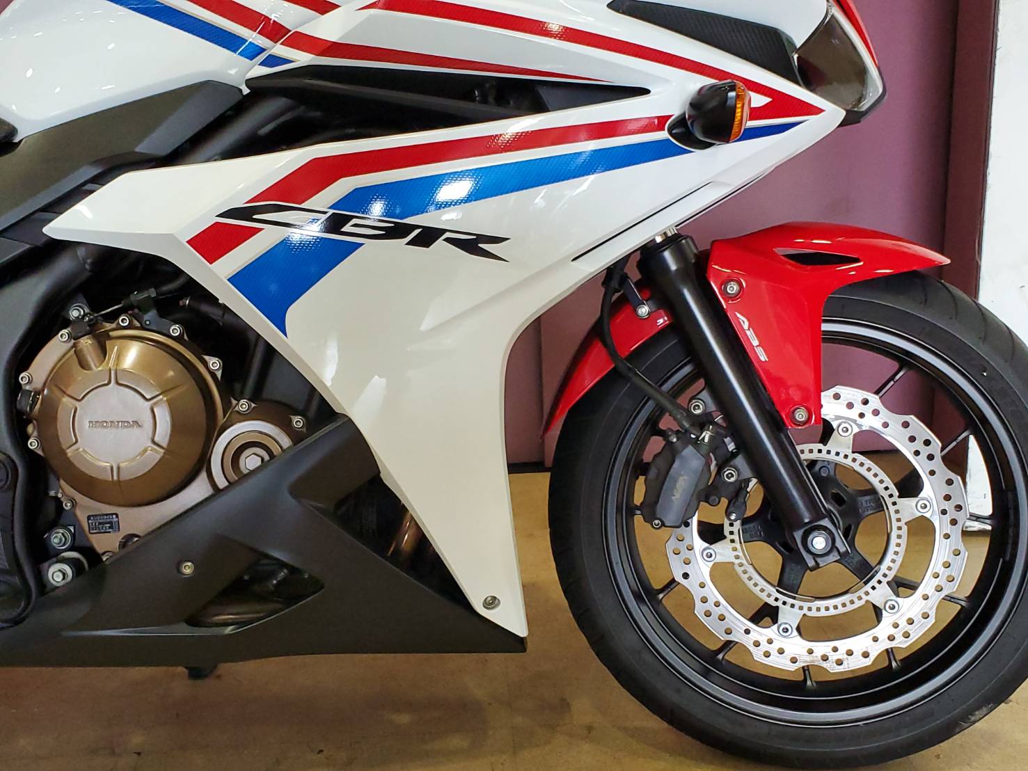 Honda Cbr400r 三昧 バイク 自転車の購入修理ならハヤサカサイクル