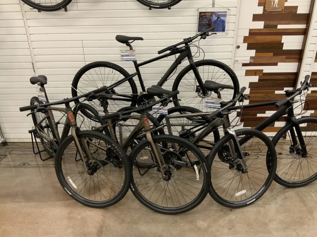 2台だけ入荷しました!!BIANCHI・C-SPORT1|バイク・自転車の購入