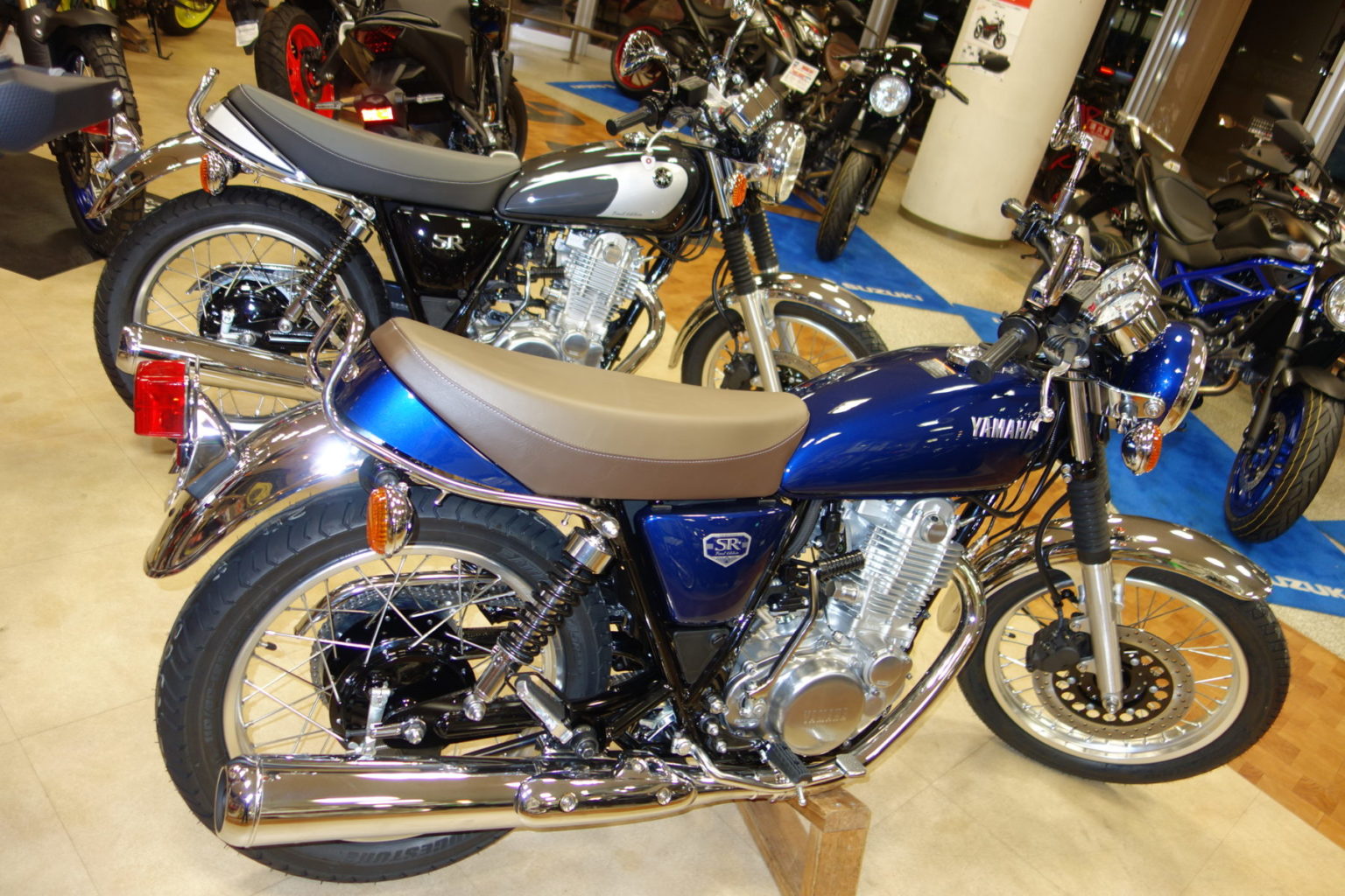 SR400ファイナルエディション入荷しました！！｜バイク・自転車の購入修理ならハヤサカサイクル