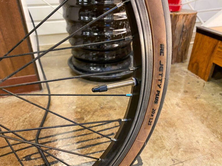 自転車 の タイヤ の 変え 方