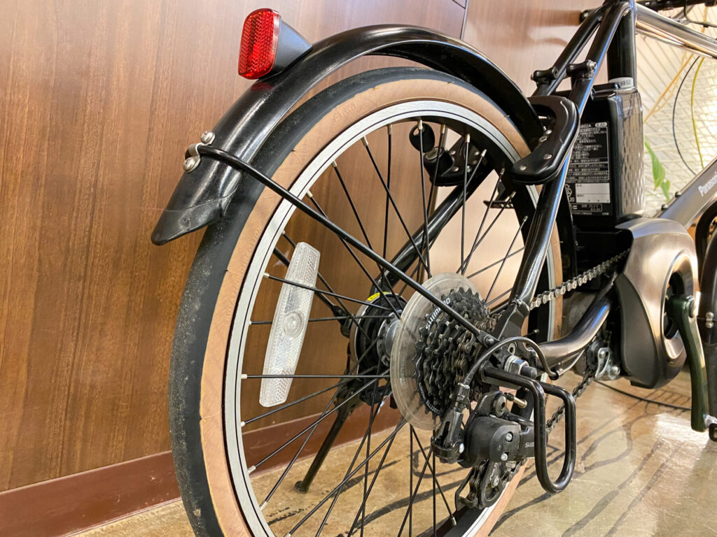 PANASONIC ベロスターミニのタイヤを替えました!｜バイク・自転車の