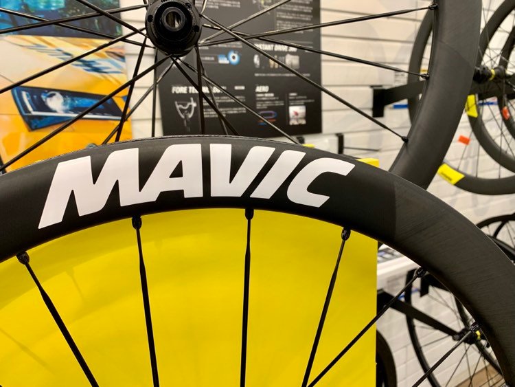 MAVIC Cosmic SLR 45 Disc JAPAN LTD発売開始！｜バイク・自転車の購入