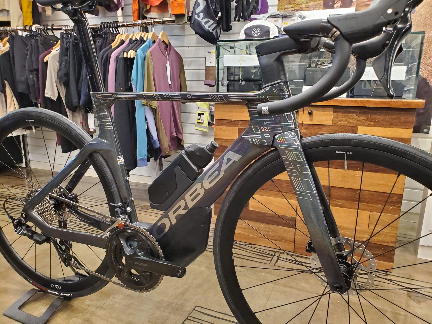 ORBEA(オルベア)　完成車ホイールセット ORBEA（オルベア）の取り扱いを開始いたします 與那嶺選手 ORBEA