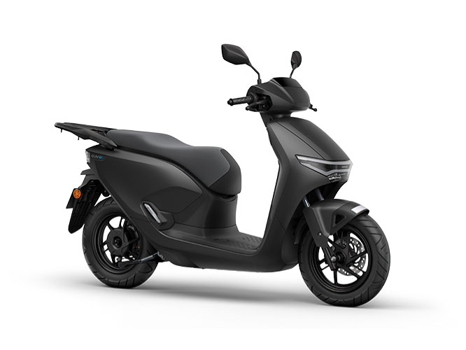 マットガンパウダーブラックメタリック