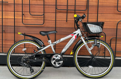 ブリヂストン｜クロスファイヤーJr（22インチ・シルバー&ブラック）