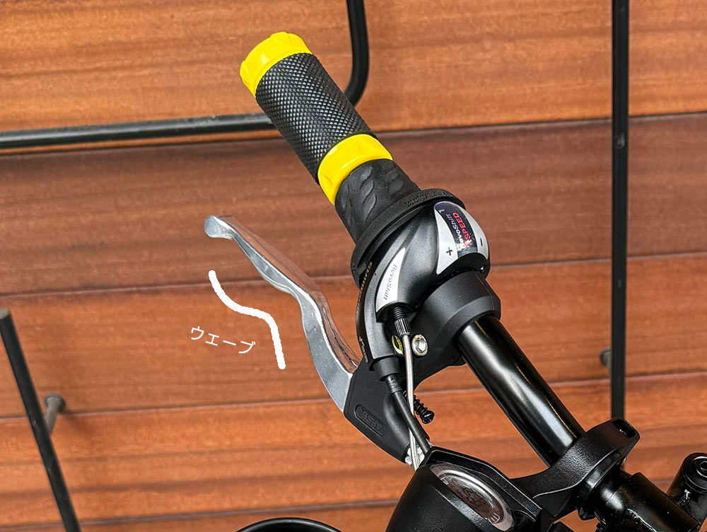 ブリヂストン|クロスファイヤーJr(22インチ・シルバー&ブラック)